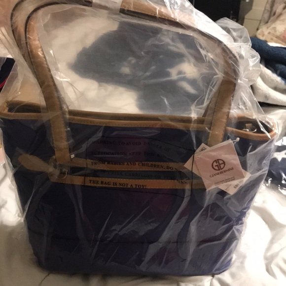 Bags - Picture 3 of 3